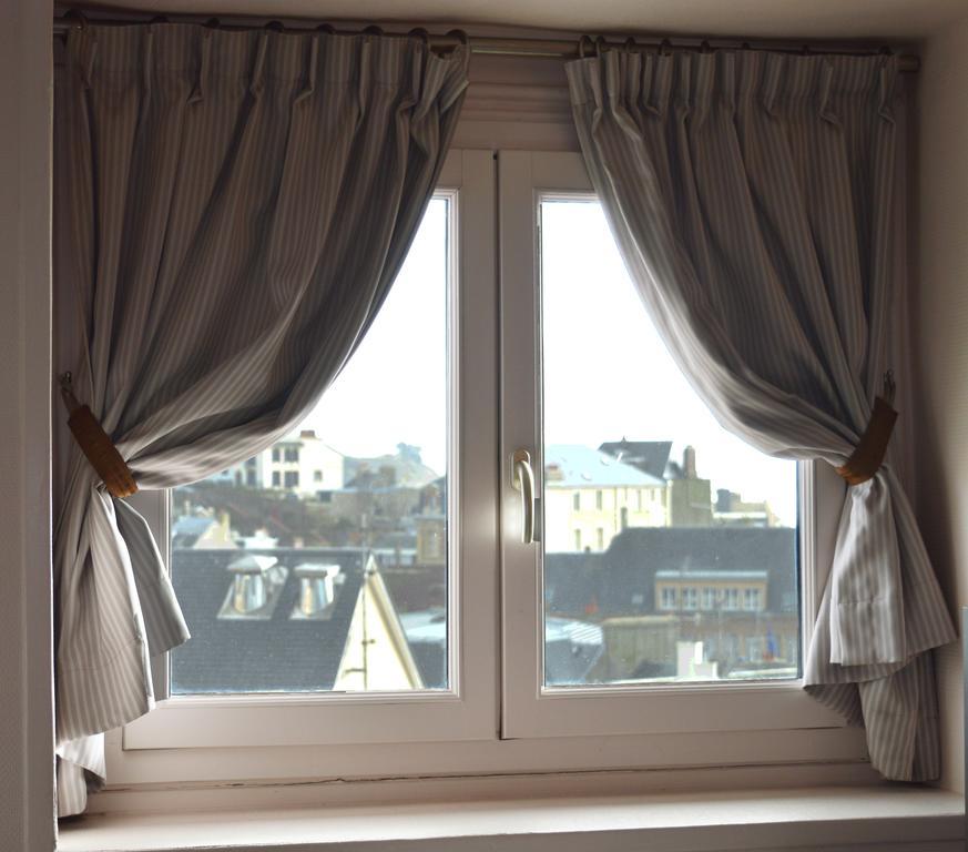 Hotel Des Bains Гранвиль Экстерьер фото